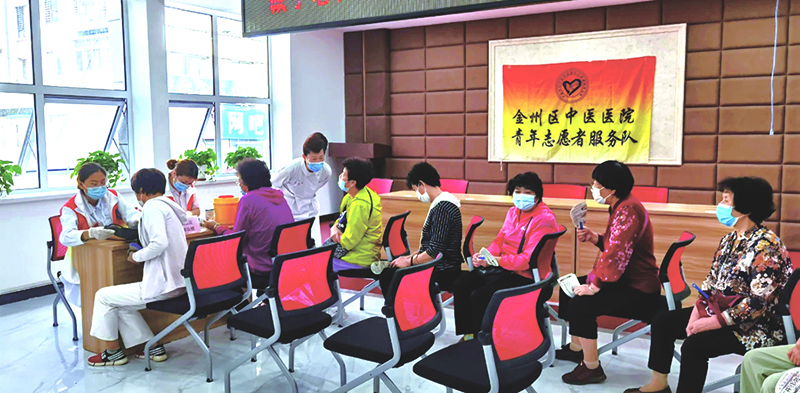 義診現(xiàn)場(chǎng) (3)